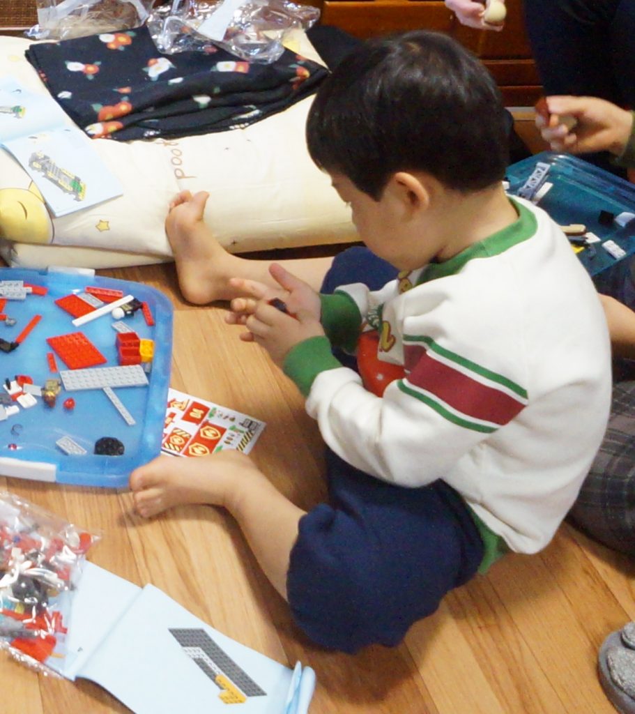 おうち時間で大活躍！ブロックおもちゃ