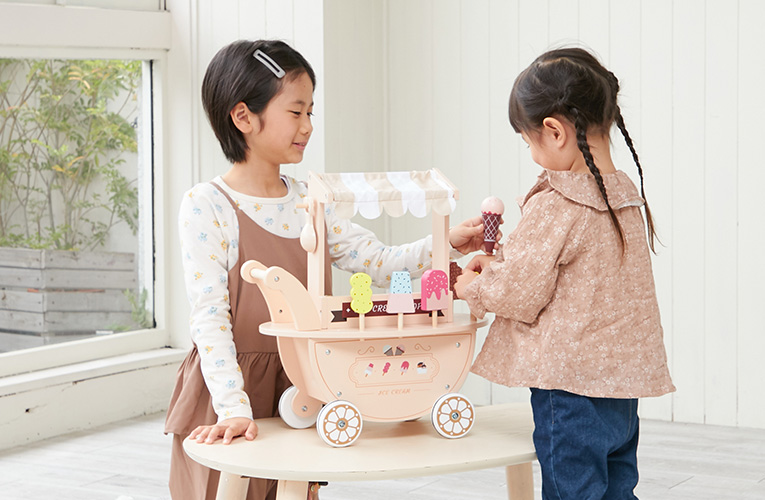 アイスクリームカート　8,800円